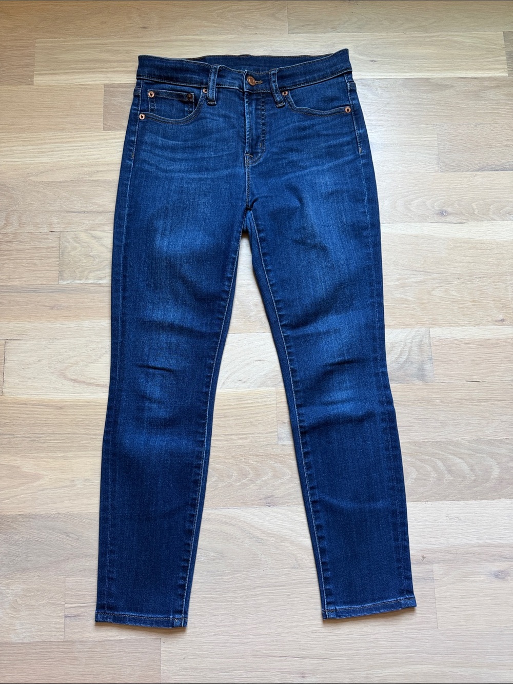 Petite 9” high-rise toothpick jean in Point Lake Wash with Tencel